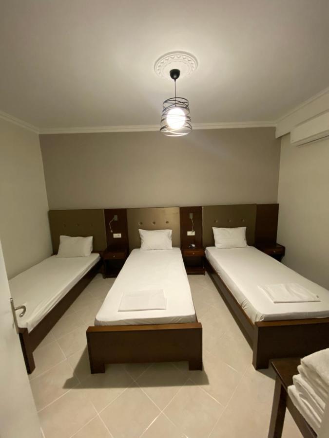 איגומניטסה Paradosi Apartments מראה חיצוני תמונה