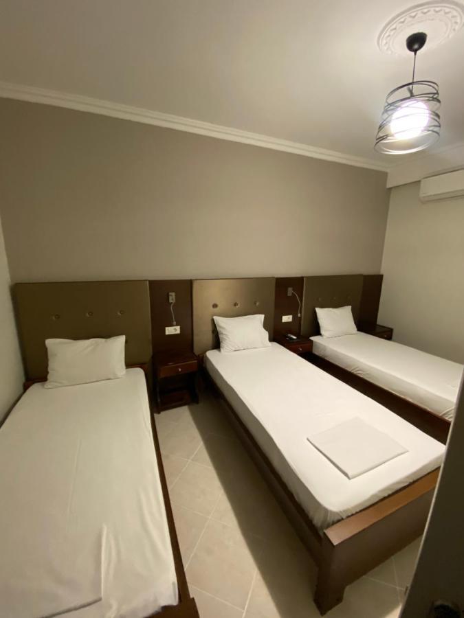 איגומניטסה Paradosi Apartments מראה חיצוני תמונה
