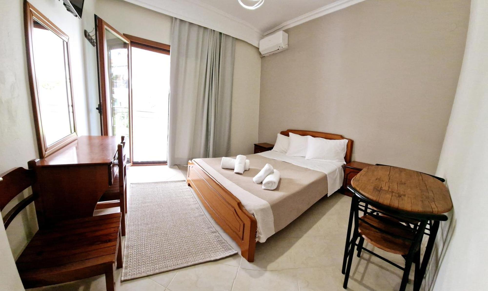 איגומניטסה Paradosi Apartments מראה חיצוני תמונה